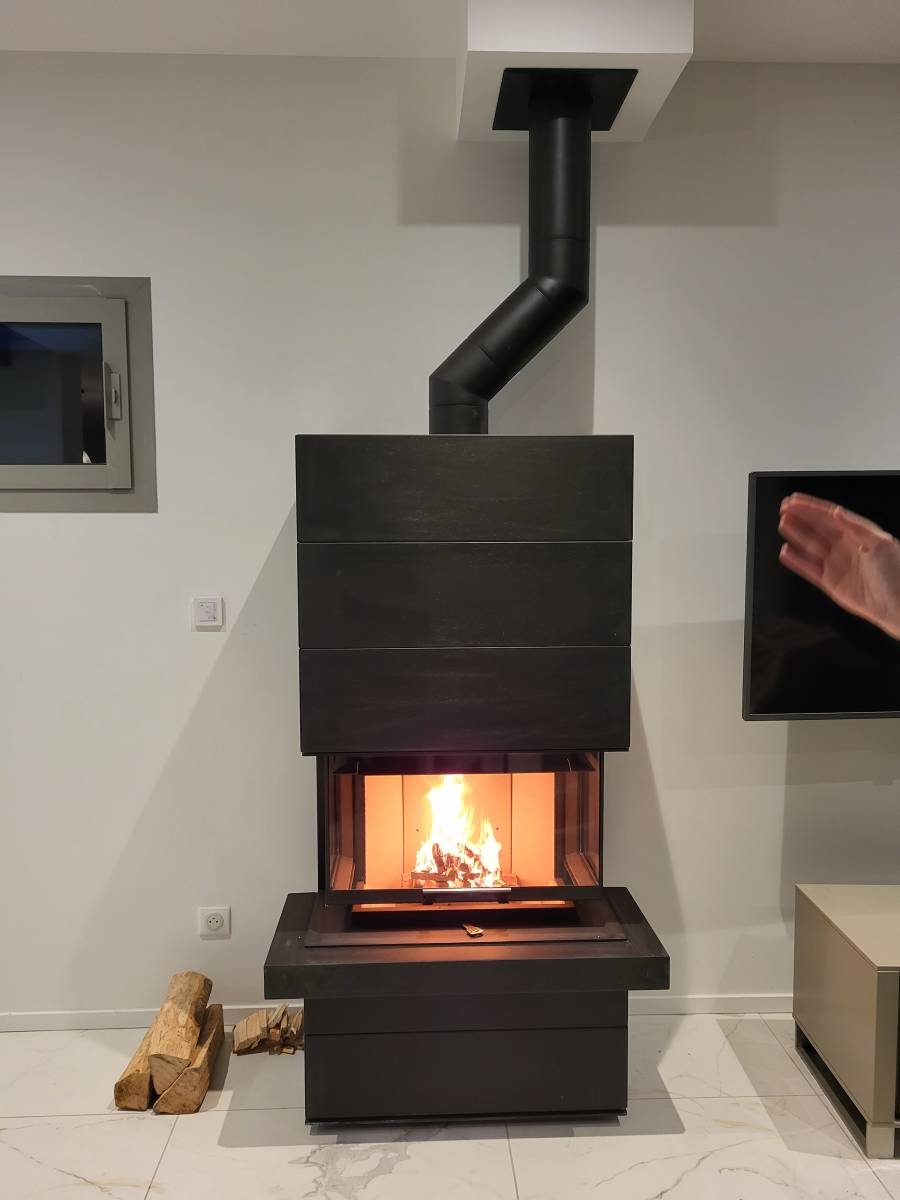 Installation d'un poêle à bois Romotop à Dardilly
