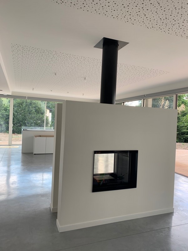 Installation cheminée traversante sur mesure Schmid à Charbonnières-les-Bains