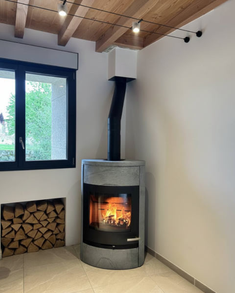 Installation d'un  poêle à bois Termatech à Beynost