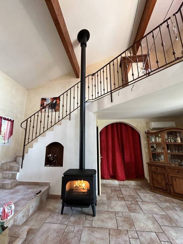 Pose d'un poêle à bois Fonte Flamme à Jonage