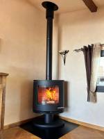 Notre zone d'activité pour ce service Acheter un poêle à bois moderne de marque Termatech : excellent rapport qualité-prix avec service de pose